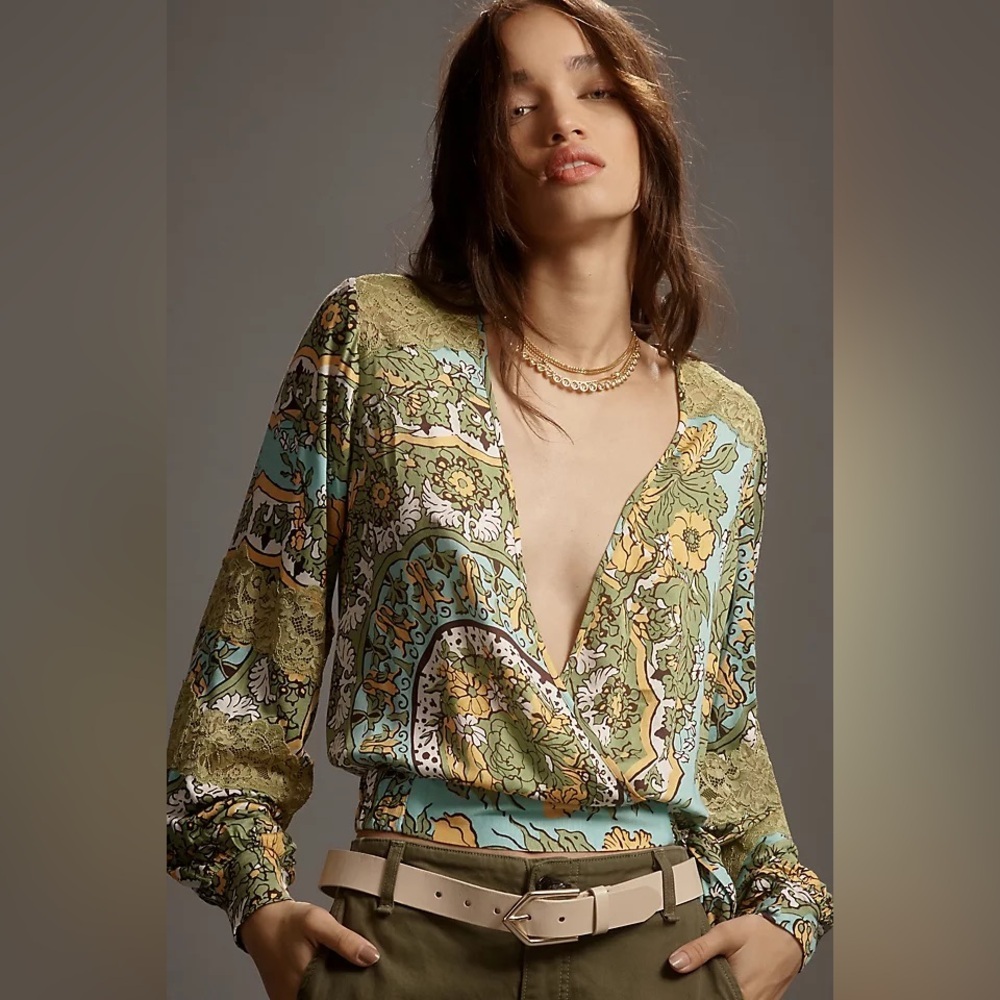 NWT Tiny by Anthropologie Retro Print Lace Top Floral Green Blue XXS fits S - Picture 3 of 12
